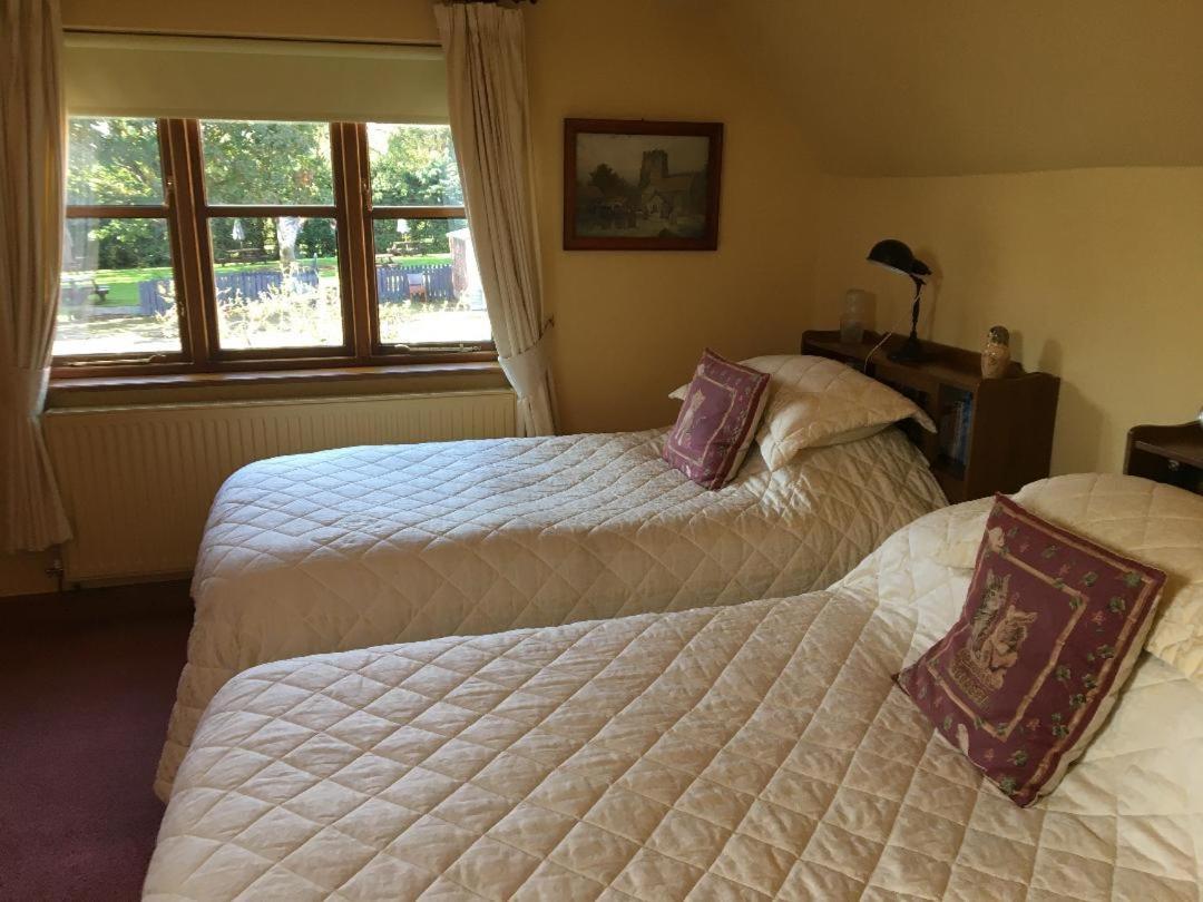 Castle Farmhouse Bed And Breakfast Glenfield Dış mekan fotoğraf