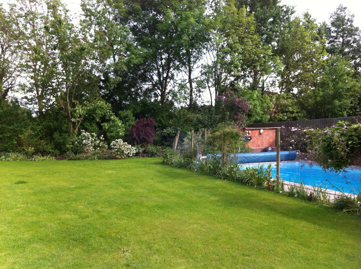 Castle Farmhouse Bed And Breakfast Glenfield Dış mekan fotoğraf